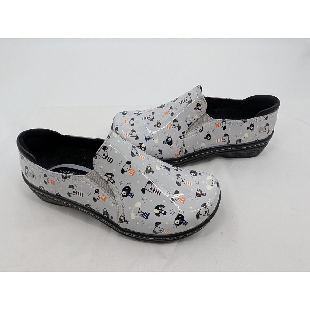 Women's Klogs Footwear Moxy Cartoon Puppy Clogs 7 Wide Leather Barely Worn Vet